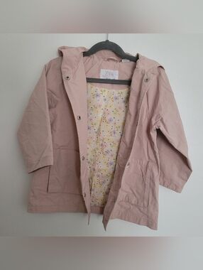 🧸2/20$ Zara Light Pink Hooded Trench Coat with Floral Lining Size 3-4T Toddler